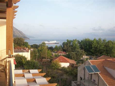 Kefalonia Poros: Photos, Map, See & Do | Greeka