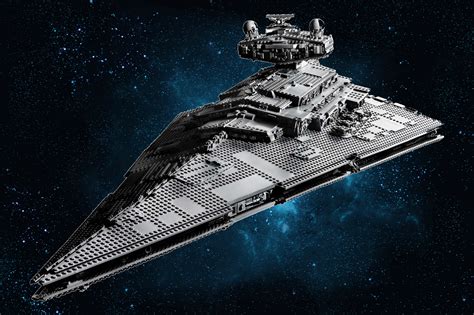 Lego Star Wars Imperial Star Destroyer is mammoth and very grey