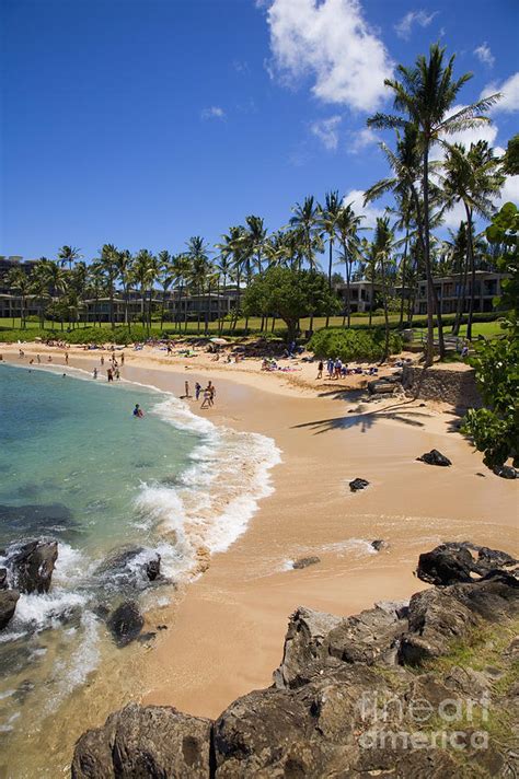 Kapalua Beach Resort Photograph by Ron Dahlquist - Printscapes - Fine ...