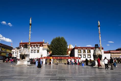 Jokhang temple: one of the most important temples in Tibet