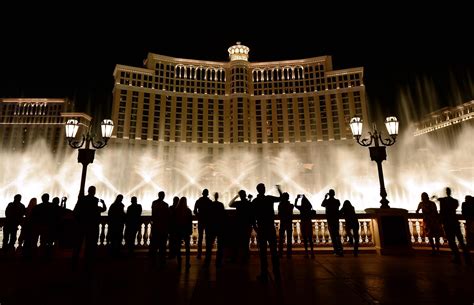 Bellagio Fountains: Will the famous Las Vegas landmark close to make ...