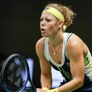 Marie Bouzkova vs Laura Siegemund - Match WTA - Copa Colsanitas ...