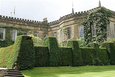 Historic Houses, Castles and Stately Homes - Luxury Holiday Homes Derbyshire