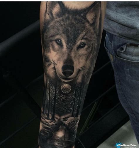 Pin by Patricia Willsher on Tattoos | Wolf tattoo design, Wolf tattoo ...