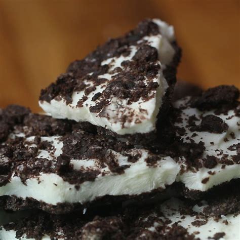 Cookies & Cream Yogurt Bark Recipe by Tasty