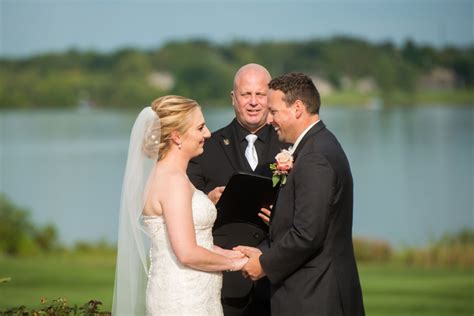 Outdoor Wedding Ceremony with Reception at The Lake Club of Ohio | Menning Photographic