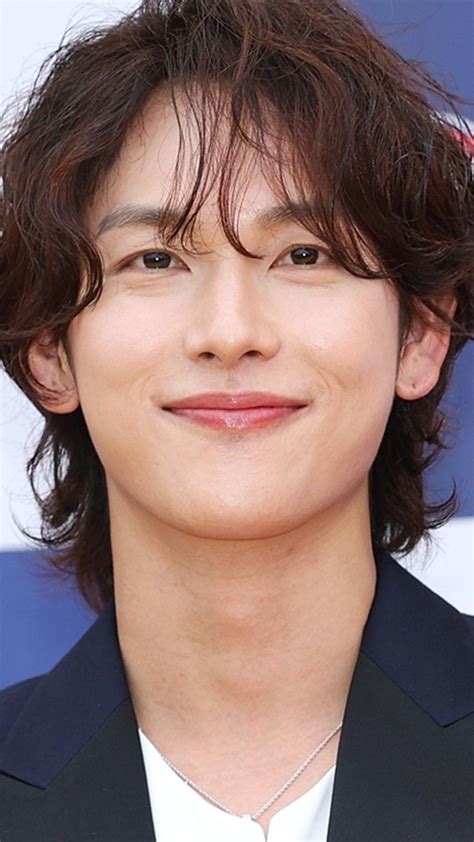 Im Siwan | Blue Dragon Awards | July 2022 Asian Actors, Korean Actors, Im Siwan, Greenest, Siwon ...