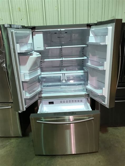 SAMSUNG RF28HFEDBSR STAINLESS STEEL 2 DOOR, BOTTOM FREEZER REFRIGERATOR ...