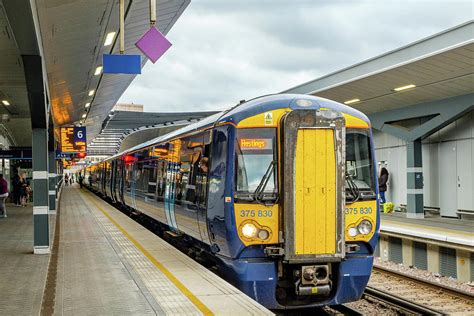 Southeastern Class 375 Electrostar Train, London Bridge Station Photograph by Mark Summerfield ...