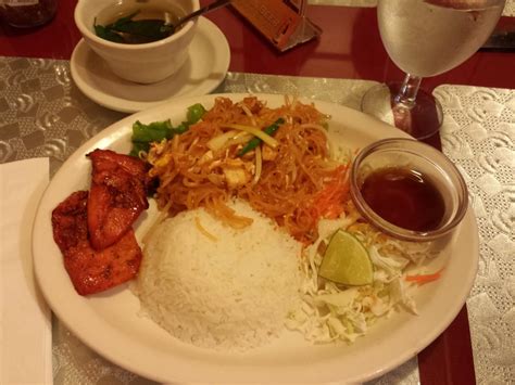 Lanna Thai Restaurant - 92 Photos - Thai - Outer Sunset - San Francisco ...