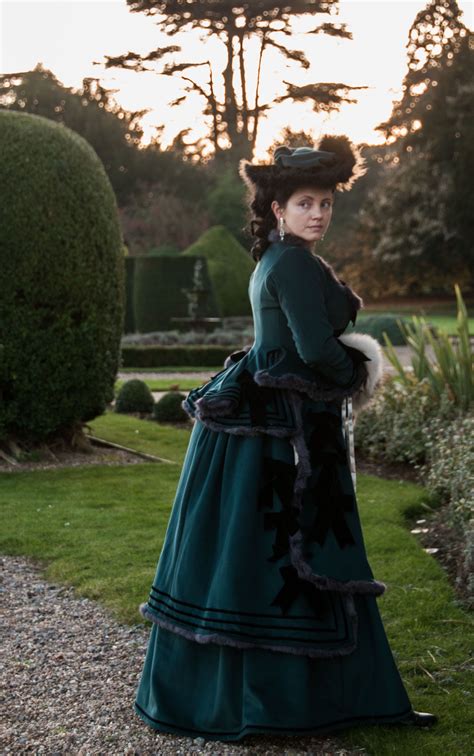 1876 february - Victorian bustle dress in wool, with velvet and fur ...