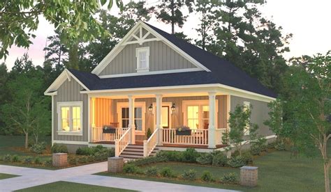 Cute exterior | House plans, Craftsman house, Small house plans