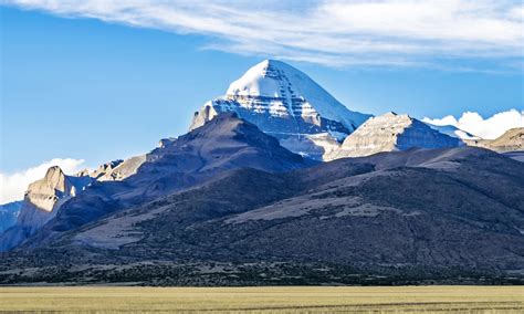 Why is Mount Kailash Unclimbable : Reasons, Attempts