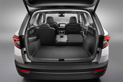 Skoda Karoq interior and exterior image gallery - Autodevot