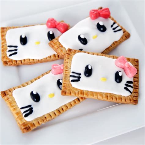 Hello Kitty Pop-Tarts | Hello Kitty Food Gifts For Valentine's Day | POPSUGAR Food Photo 4