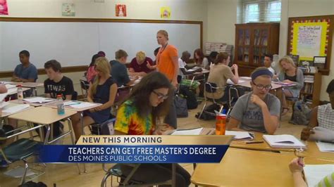 Des Moines Public Schools offers teachers a free master's degree