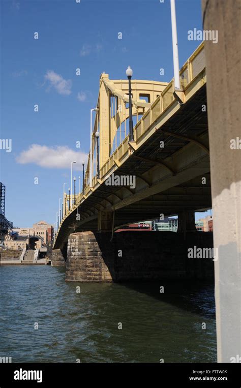 Roberto Clemente bridge Portrait format Stock Photo - Alamy