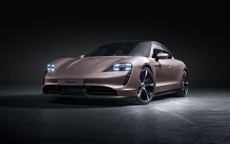 Porsche unveils fourth EV variant - 2021 Taycan