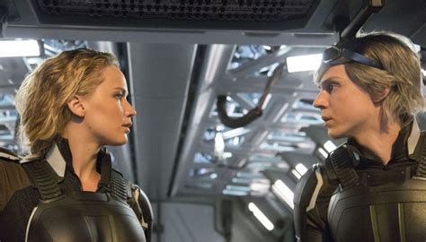 Quicksilver's heroics rev up routine 'X-Men: Apocalypse' - Chicago Sun ...