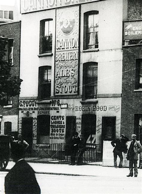 The Robin Hood pub corner of Queen Street and Bridge Road Hammersmith | Old pub, Hammersmith ...