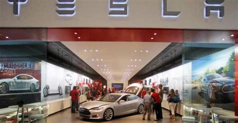 Tesla to set up electric car showrooms in Bangalore, Delhi & Mumbai