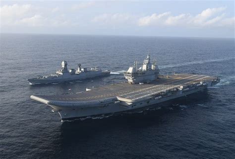 How many aircraft carriers does the US have?