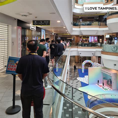 Don Don Donki Tampines 1 Opening Sees Snaking Queue Across 2 Levels Of Mall