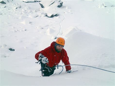 Ice Climbing: The Ultimate Guide - Australian Geographic