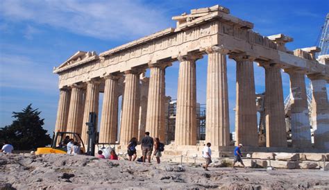 Private Tour Athens: Acropolis, Museum, Olympian Zeus, Plaka's Streets