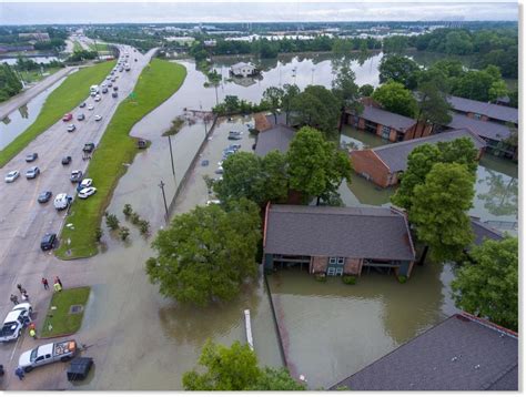 10-12 inches of rain falls on Baton Rouge, Louisiana flooding streets, forcing rescues -- Earth ...