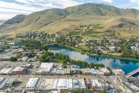 Highlighting Health & Nature This Third Thursday - Historic Downtown Chelan