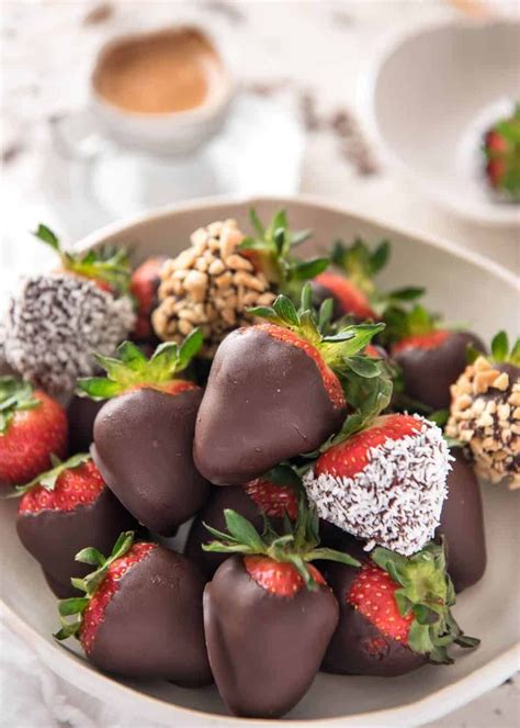 Chocolate Covered Strawberries | RecipeTin Eats