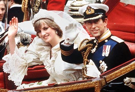 Royal wedding 2011: Haunting reminders of Princess Diana | Daily Mail ...