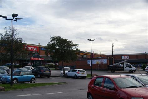 Edge Lane Retail Park © Bill Boaden cc-by-sa/2.0 :: Geograph Britain ...