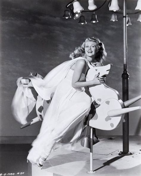 35 Beautiful Photos of Rita Hayworth During Filming “Down to Earth ...