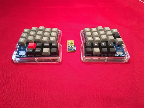 Mitosis Wireless Split Ergonomic Keyboard w/ Acrylic Case | Flashquark