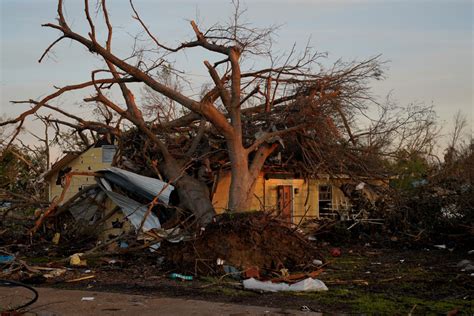 How to help residents in need after the deadly Mississippi tornado ...