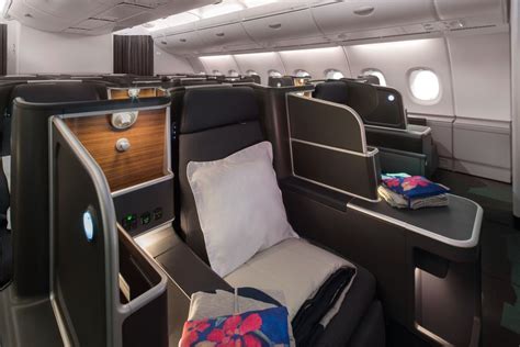 Qantas refurbished Airbus A380: best business class seats, seatmap ...