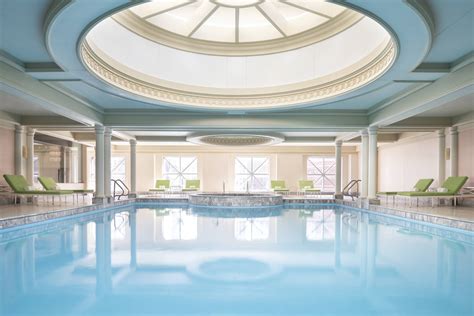 Four Seasons Chicago Room, Pool And Restaurant Renovations