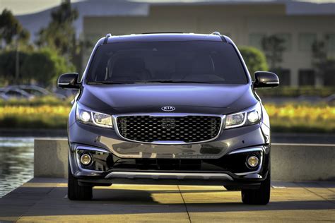 2018 Kia Sedona Review - CarsDirect