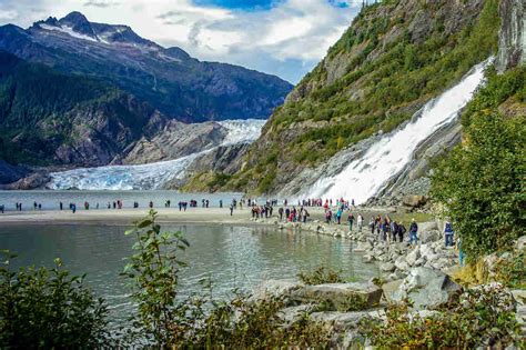 Best Hikes in Juneau, Alaska: Waterfall and Glacier Hiking Trails - Thrillist