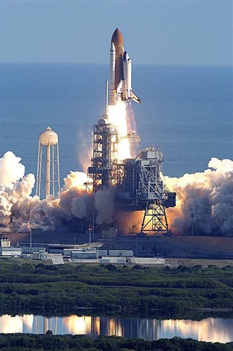 The launch of the Columbia for the STS-107 mission. She would burn up ...