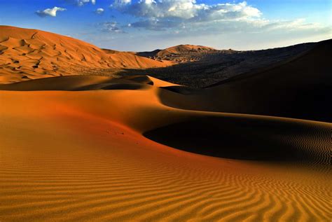 Désert Badain Jaran au nord de la Chine | Alxa, Sandy dunes, Hiking tours