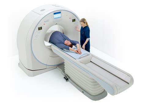 Toshiba Aquilion 64 Slice CT Scanner at Rs 17000000 | CT Scan Machine ...