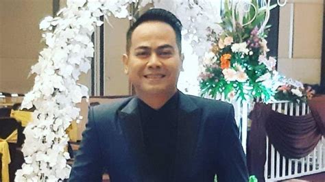 Yadi Sembako Terjun ke Dunia Tarik Suara Berkat Gus Anom - TribunNews.com