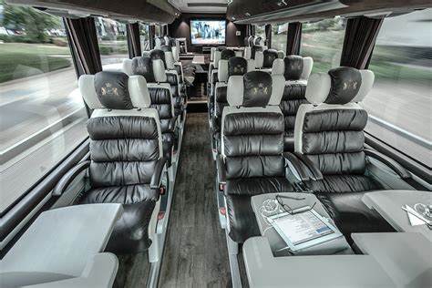 2_18_SEATER_LUXURY_MINIBUS_INTERIORS | Moveolux