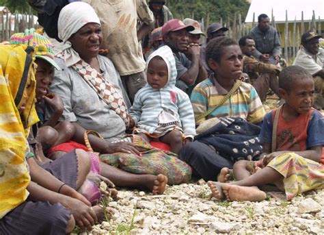 Angka Kemiskinan di Papua Hanya Turun 0,02 Persen dari Tahun 2017 | kumparan.com