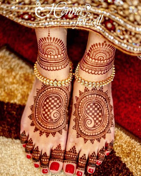 24 Simple Mehndi Designs for Feet That Will Mesmerise All Indian Brides