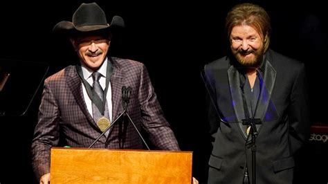 Country Music Hall of Fame: Legends inducted in star-studded tribute ...