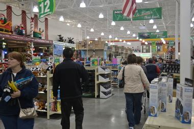 Black Friday 2012: Bay County Menards draws 1,000 early birds - mlive.com